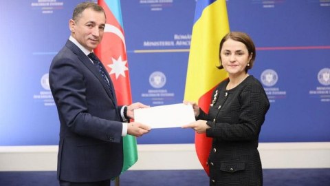 Səfərimiz etimadnaməsini təqdim etdi
