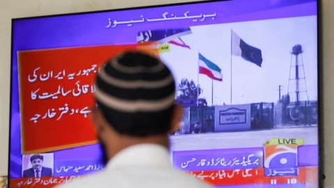 Pakistanla İran barışır?