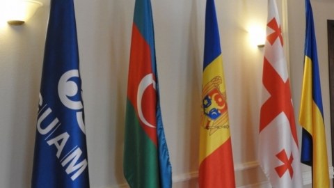 GUAM-ın müşahidəçiləri Azərbaycanda seçkiləri izləyəcək