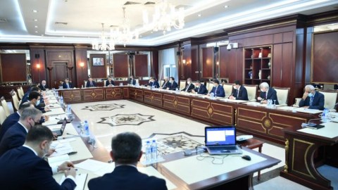 Parlamentdə ictimai dinləmələr niyə keçirilir? - ARAŞDIRMA