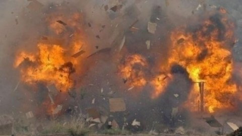 Silah anbarında güclü PARTLAYIŞ