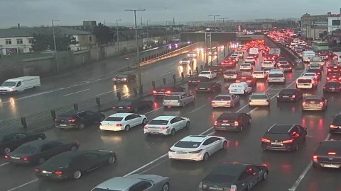 Bakının əsas yollarında TIXAC var