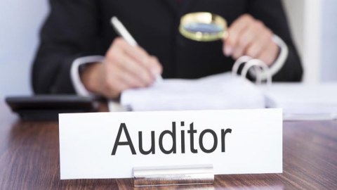 Azərbaycanda 10 audit şirkətinin lisenziyası dayandırıldı
