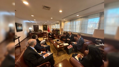 Türkiyə və Kanada XİN-ləri arasında müzakirələr