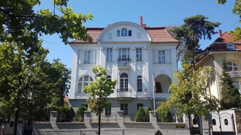 Almaniyadakı səfirliyimiz vətəndaşlarımıza müraciət etdi