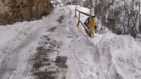 İsmayıllı-Lahıc yolu bağlandı