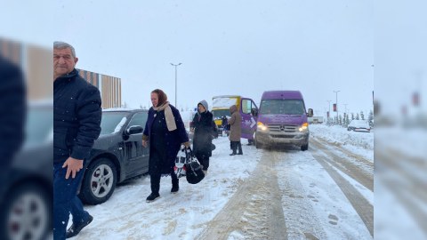 Doğma yurduna qayıdan füzulilərə açarları təqdim olundu