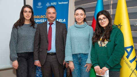 BMU tələbələri təqaüd proqramının qalibi oldu - FOTO