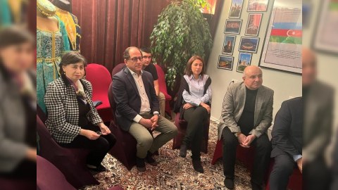 Kanadalı parlamentar Torontodakı Azərbaycan Evini ziyarət etdi