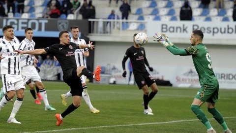 AFFA “Neftçi” və “Sabah”ı CƏRİMƏLƏDİ