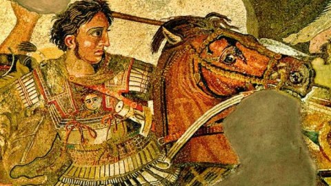 Makedoniyalı İsgəndərin atası və qardaşlarının qəbirləri AÇILIB