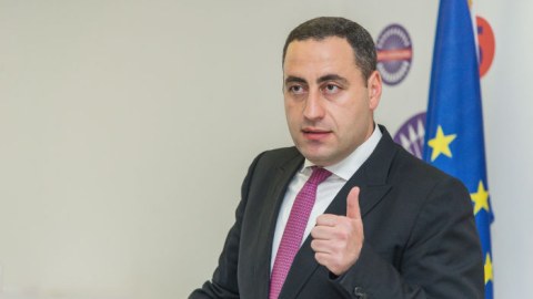Müxalifət seçkini udsa, "Ferrari", "Volkswagen", "Mercedes"...