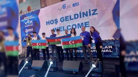 “Bayrağımızın dalğalanması qürurverici idi”