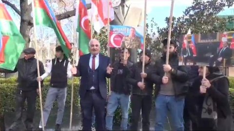 Tbilisidə İlham Əliyevə dəstək aksiyası