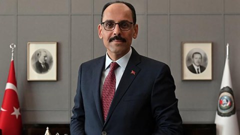 İbrahim Kalın Ərbildə Bərzani ilə görüşdü 