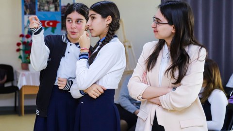 Məktəblərdə bir ilk - “Məktəbli könüllü” proqramı 