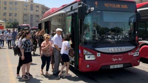 Ötən il 1 milyarddan çox sərnişin daşınıb
