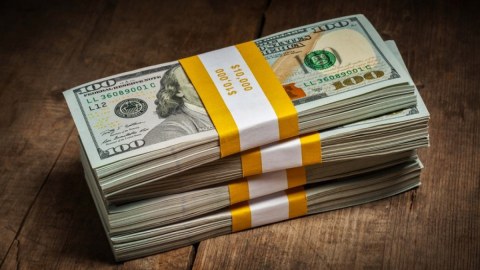 Hərracda bankların dollar tələbi 78 milyonu ötüb