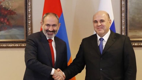 Mişustin Paşinyanın təkliflərini bəyəndi