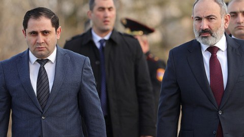 Ermənistanın müdafiə naziri: “Heç bir ərazi iddiamız yoxdur”
