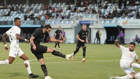 İlk oyunda qalib müəyyənləşmədi