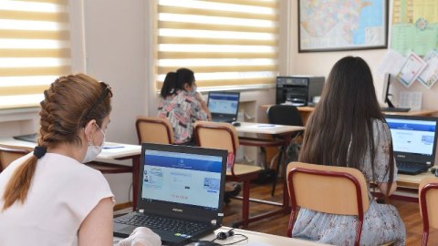 Təhsil İnstitutu vakansiya elan edib