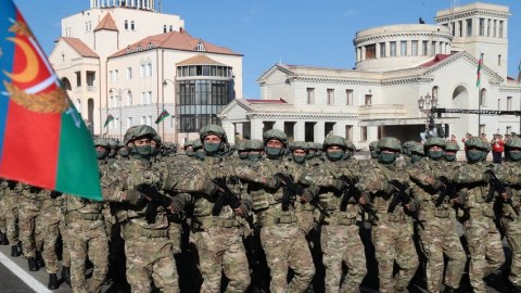 Azərbaycan Ordusunda hərbçilərə hansı yeməklər verilir?