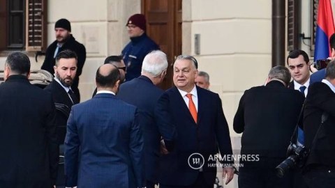 Ermənistan prezidenti Orbanla görüşdü