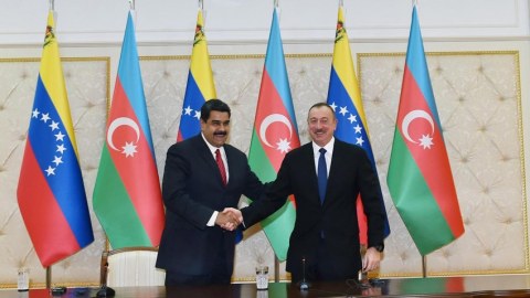 Yaşasın Azərbaycan! - Maduronun seçki paylaşımı