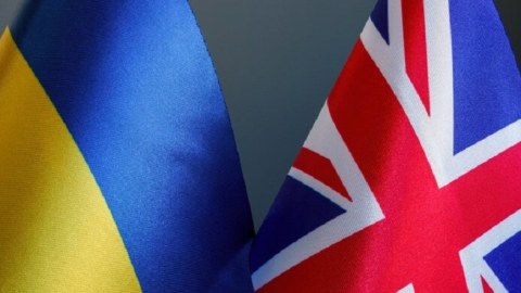 Britaniya Ukrayna ilə rüsumsuz ticarət müddətini uzadıb