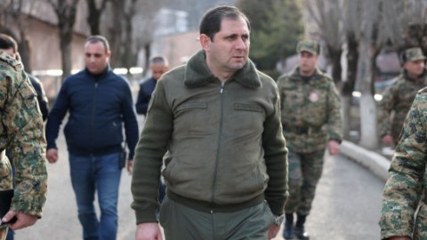 Suren Papikyan Azərbaycanla sərhədə gəldi