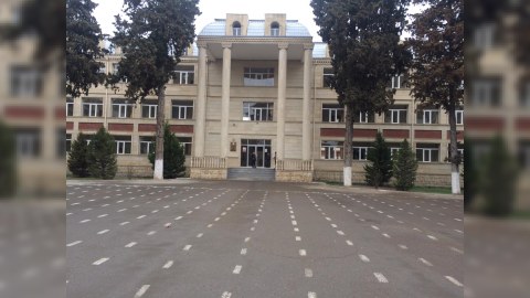 İntihar edən yeniyetmə həmin məktəbin şagirdi imiş...