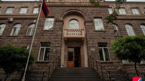 Ermənistan MSK 3 nəfərə mandat verdi