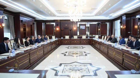 İraq parlamentinin nümayəndə heyəti Milli Məclisdə