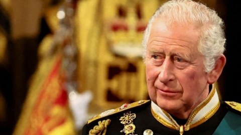 Britaniya Kralından xalqa MÜRACİƏT
