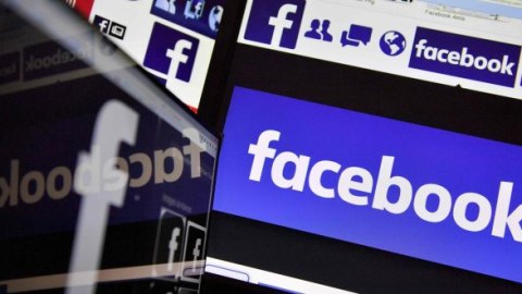 Azərbaycanda “Facebook”dan istifadə azalıb