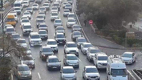 Bakıda tıxac olan yolların SİYAHISI