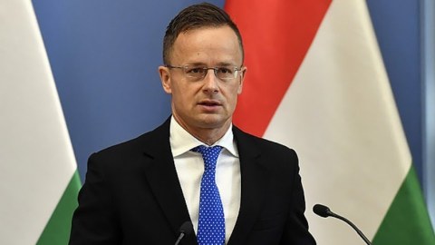 Macarıstan XİN başçısı Türkiyəyə gedir 