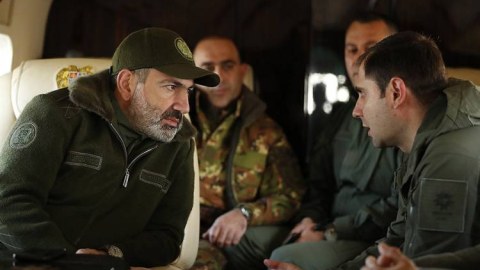 Paşinyan Ordunu ruspərəst zabitlərdən təmizləyir - SİYAHI