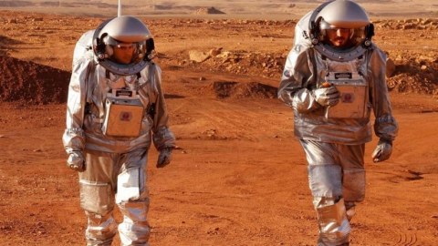 NASA Marsda yaşamaq üçün könüllülər axtarır