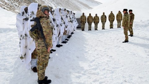 Kərim Vəliyev Hikmət Mirzəyevlə komandoların hazırlığını yoxladı - FOTOLAR