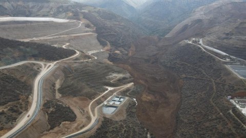 Sürüşmə baş verən qızıl mədəninin lisenziyası ləğv edildi