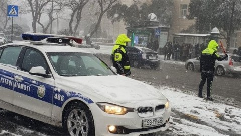 DYP əlverişsiz hava ilə bağlı sürücülərə müraciət etdi