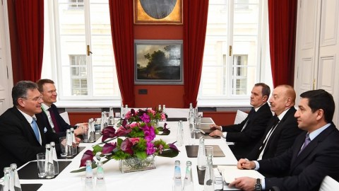 Prezident Avropa Komissiyasının rəsmisi ilə görüşdü - FOTO