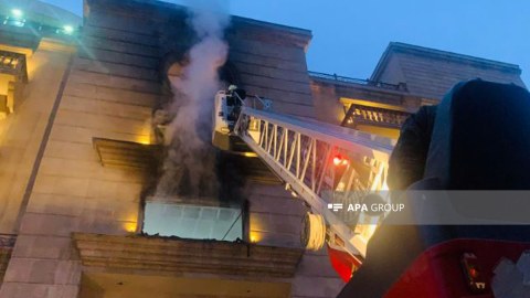 Bakıda hoteldəki yanğın söndürüldü - FOTO