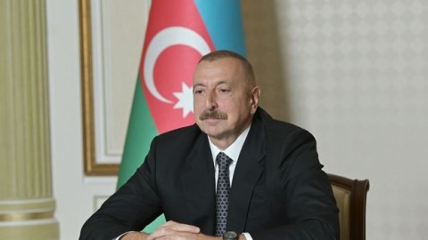 İtaliyalı nazir İlham Əliyevi təbrik etdi