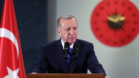 Azərbaycanla birlikdə çiyin-çiyinə hərəkət edirik - Ərdoğan