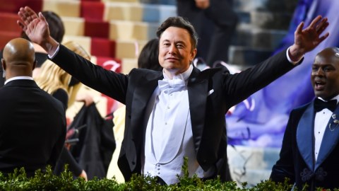 İlon Maskın Nobel Sülh Mükafatına namizədliyi irəli sürüldü
