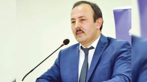Ağzıgöyçəklər, diliçirkinlər...