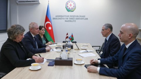 Nazir Latviya səfiri ilə COP29-a hazırlığı müzakirə etdi